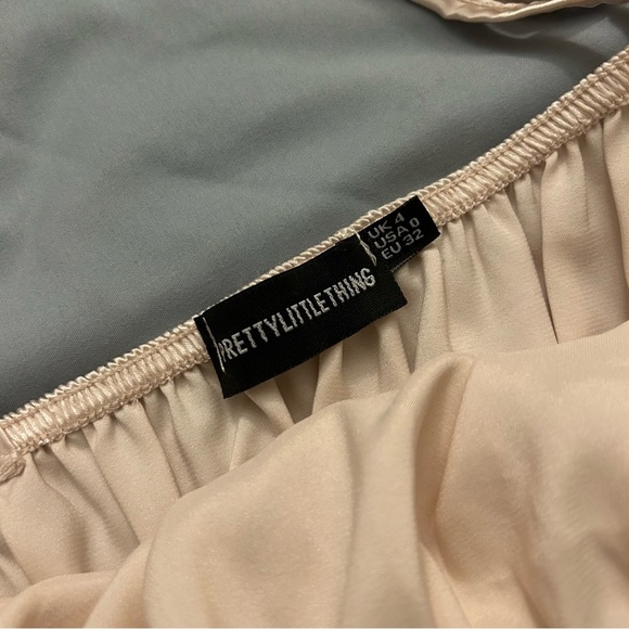 Pretty Little Thing tie shoulder top - Picture 2 of 4